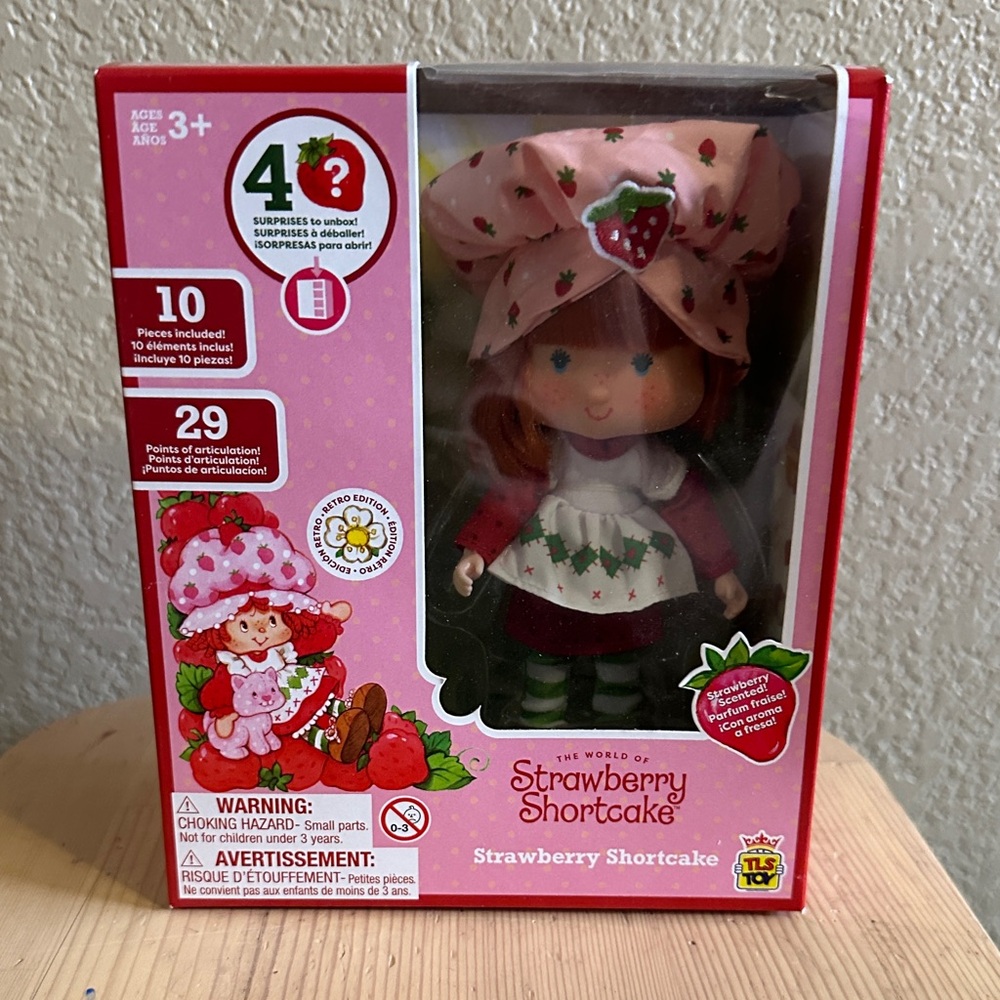 ⭐️⭐️SALE Strawberry Shortcake Kids Doll - Pink & Red